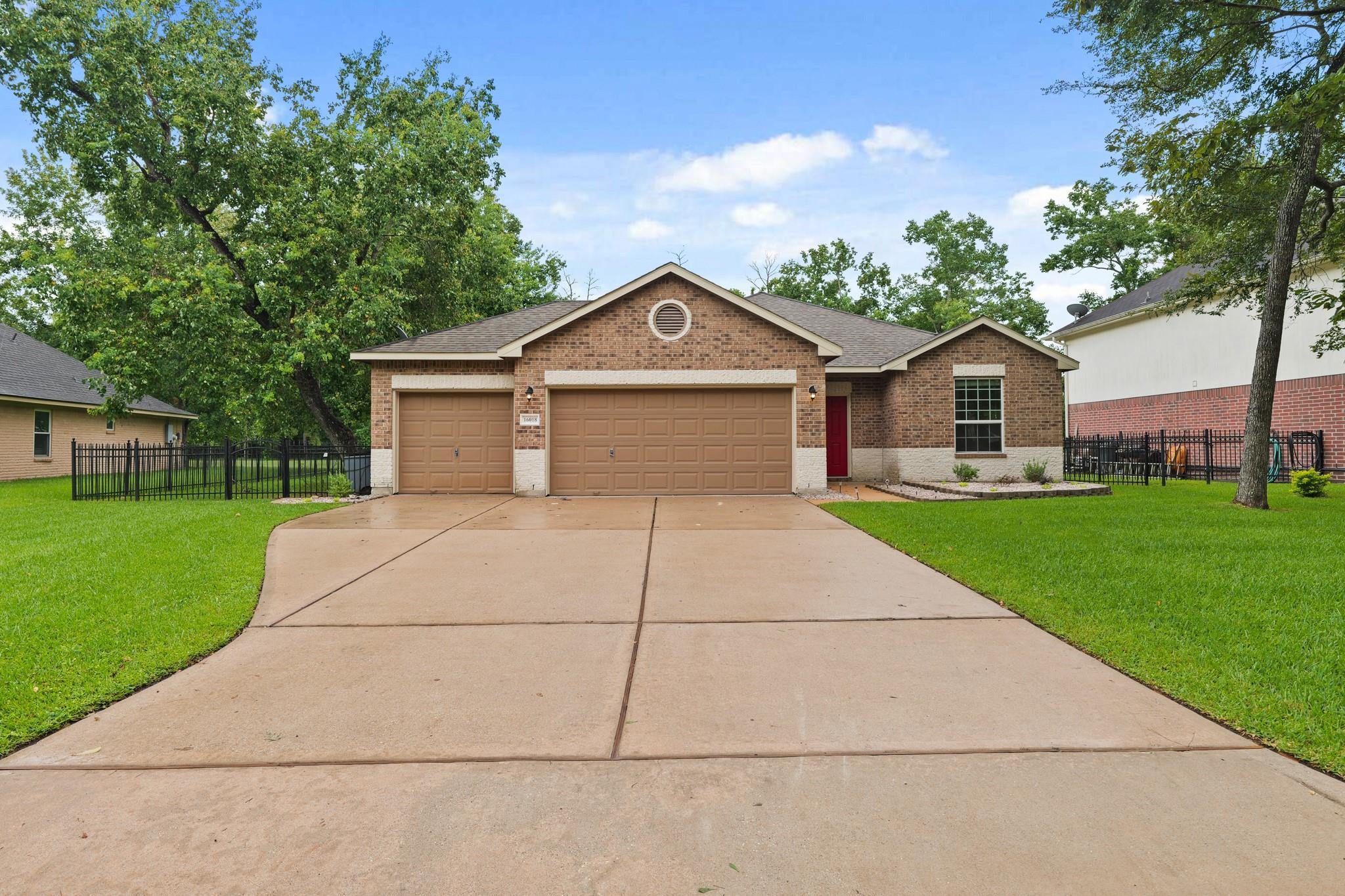 Residential in Crosby 3
