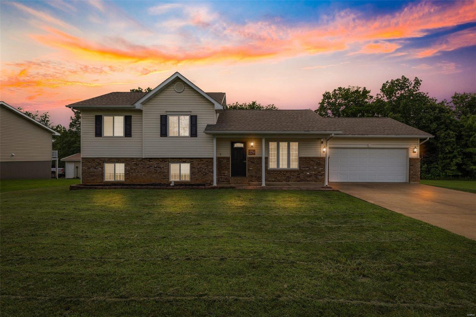 Country Lane Dr, Desloge, MO 63601
