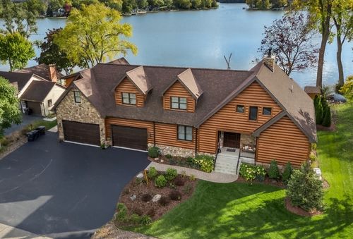 21605 117th St, BRISTOL, WI, 53104-9697 | Card Image