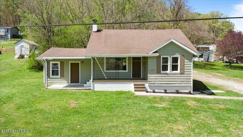 328 Lake Ln, Caryville, TN, 37714-3177 | Card Image