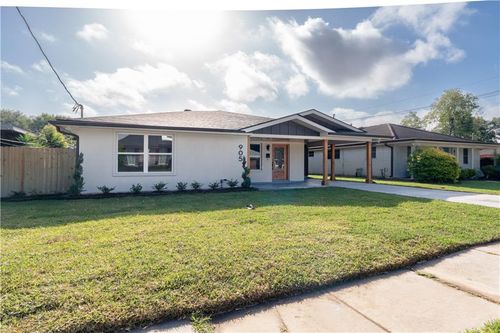 905 Elmeer Ave, Metairie, LA, 70005-1611 | Card Image