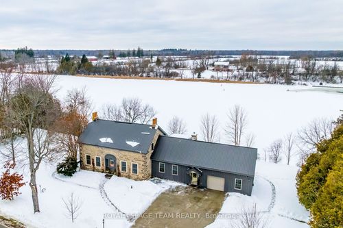 437 County Rd, Merrickville, ON, K0G1N0 | Card Image