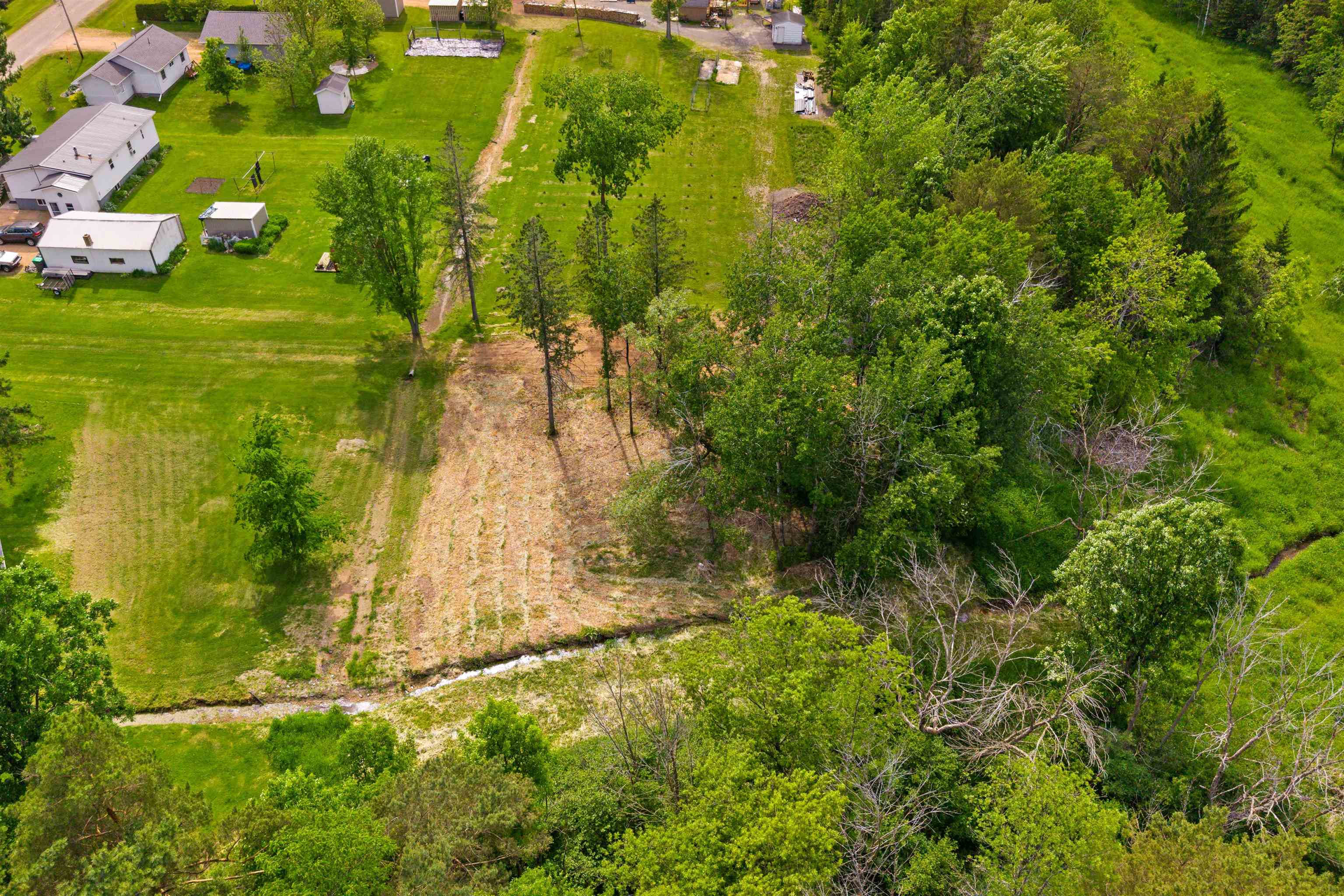 Land in Arpin 5