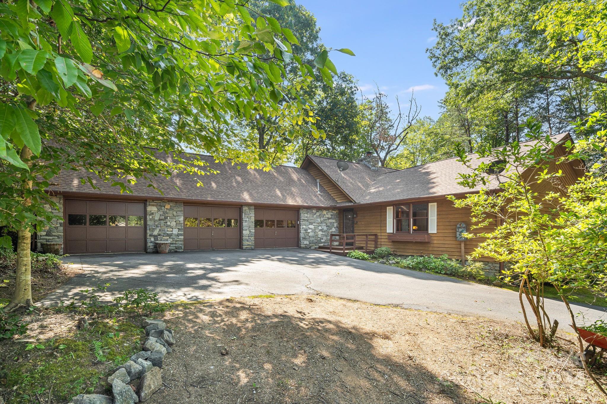 Holly Springs Rd, Etowah, NC 28729