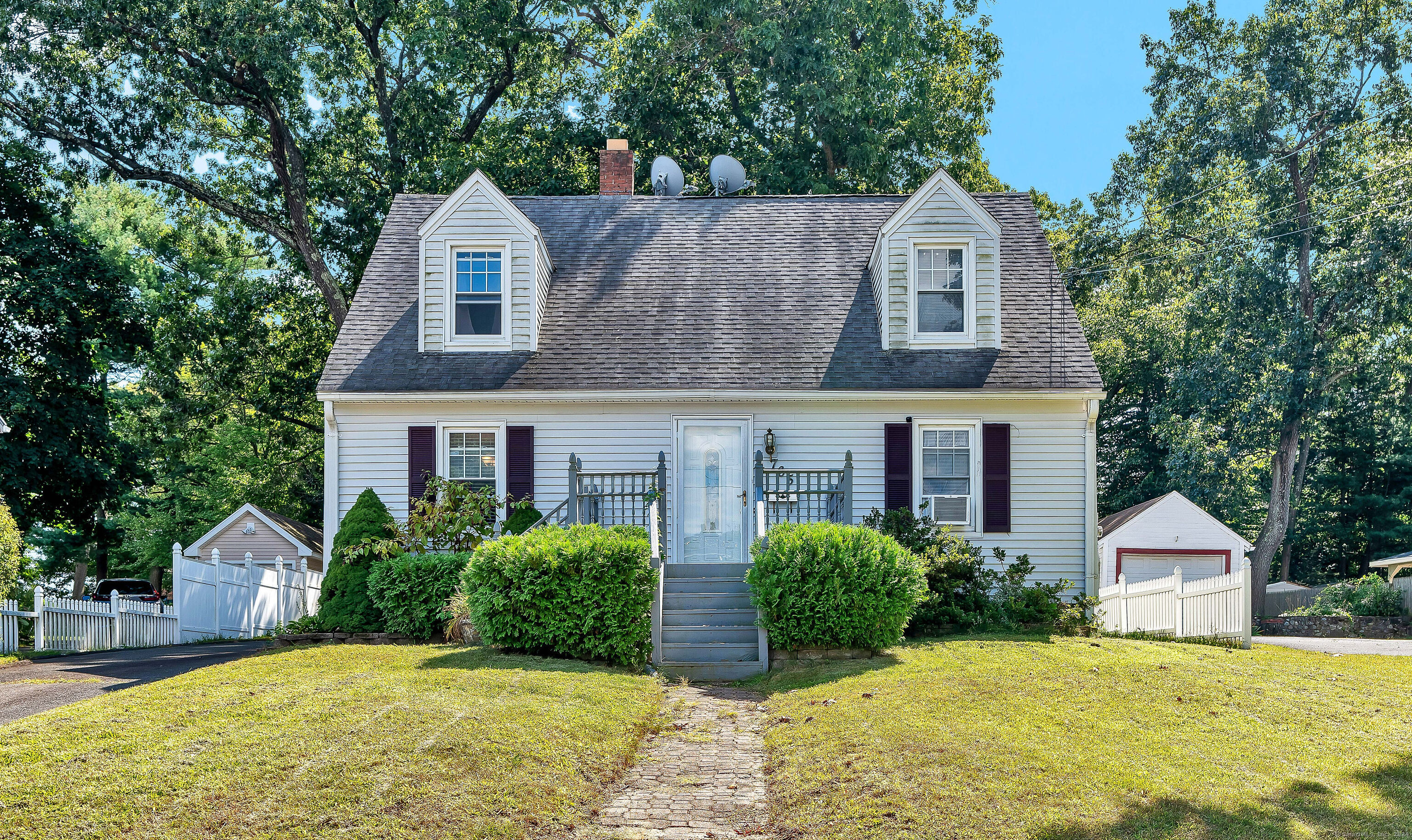 Tolland St, East Hartford, CT 06108 #1