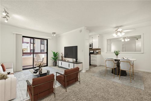 unit-815-18193 Sundowner Way, Canyon Country, CA, 91387-5448 | Card Image