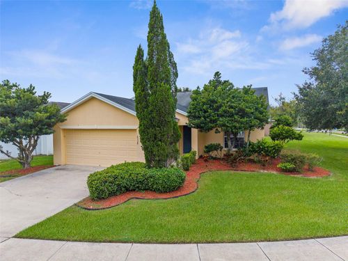 6338 Twin Bridges Dr, ZEPHYRHILLS, FL, 33541-8378 | Card Image