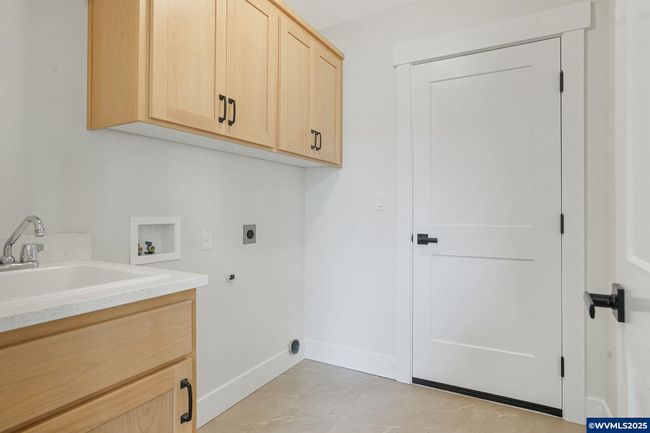5666 Jeremy Valley Dr Se, House other with 5 bedrooms, 3 bathrooms and null parking in Salem OR | Image 22