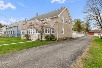 15 Sayles Avenue, Home with 6 bedrooms, 3 bathrooms and null parking in Killingly CT | Image 3