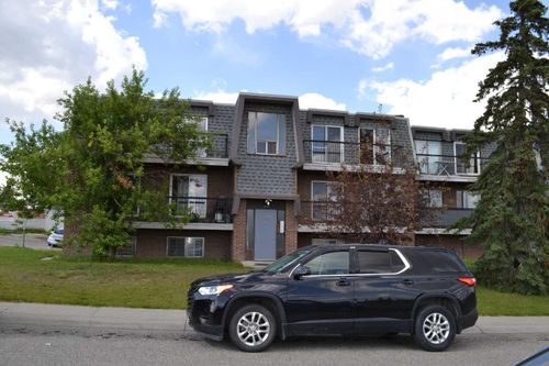 305-431c Huntsville Crescent Nw, Calgary, AB, T2K4W3 | Card Image