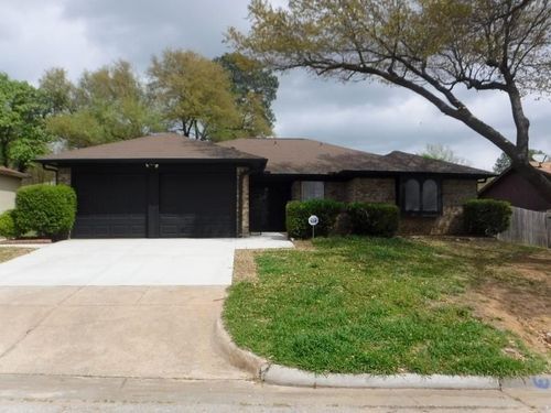 5403 Marshfield Ct, Arlington, TX, 76016-2203 | Card Image