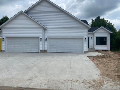 7122 Kerrie Ln, Norton Shores, MI, 49456-8999 | Card Image