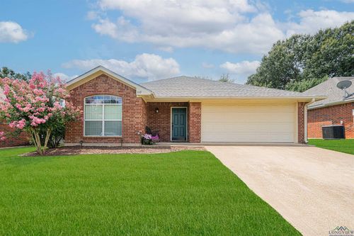 1610 Amanda Ln, Kilgore, TX, 75662-4522 | Card Image