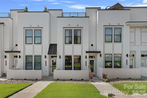 1725 Wesley Green Way, Charlotte, NC, 28208-6269 | Card Image