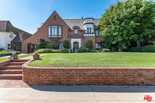 165 N Las Palmas Ave, LOS ANGELES, CA, 90004 | Card Image