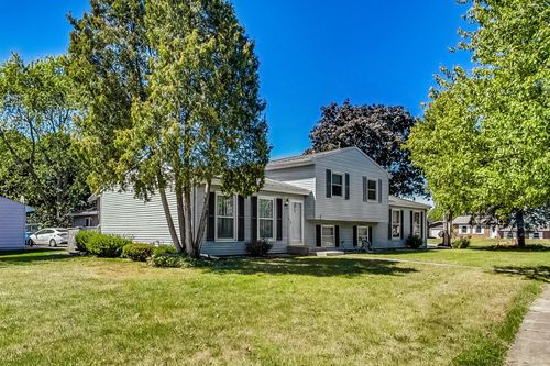 9911 Arthur Ct, Crown Point, IN, 46307-2357 | Card Image