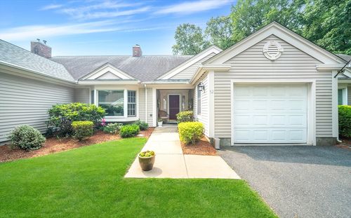 52-52 Burns Mdw, Longmeadow, MA, 01106-1753 | Card Image
