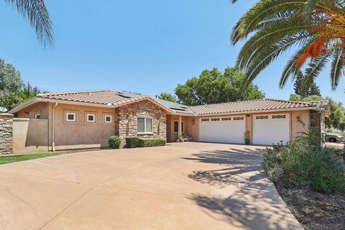 16112 Arena Dr, Ramona, CA, 92065 | Card Image