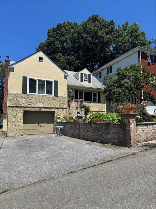 57 Woodruff Ave, Yonkers, NY, 10708-6607 | Card Image