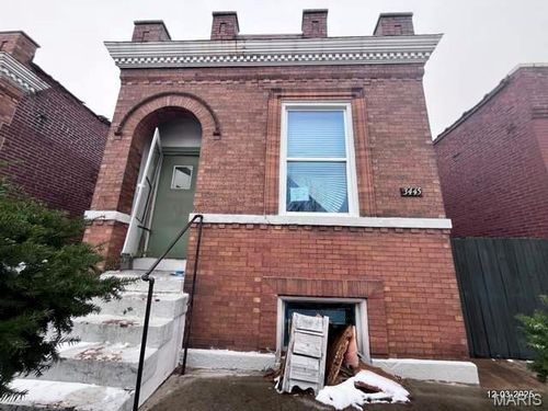 3445 Itaska St, Saint Louis, MO, 63111-1453 | Card Image