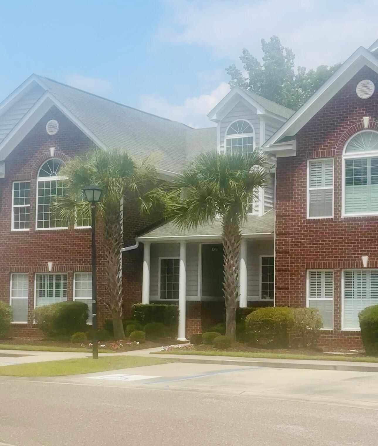 Kingsford Ln, Mount Pleasant, SC 29466