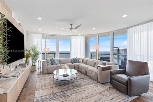 3802-333 Las Olas Way, Fort Lauderdale, FL, 33301-4308 | Card Image