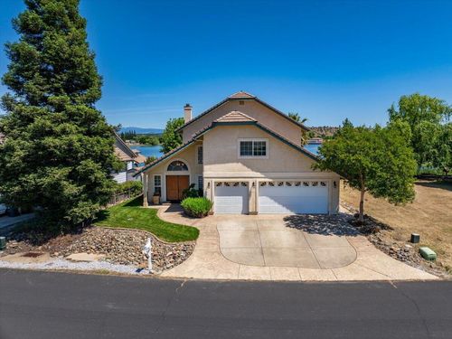 19028 Shoreline Dr, Cottonwood, CA, 96022-7919 | Card Image