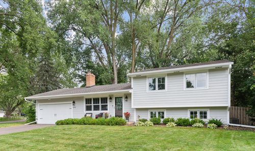 16303 Temple Dr S, Minnetonka, MN, 55345-3448 | Card Image