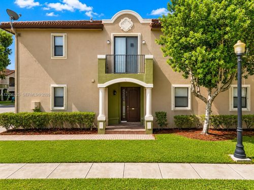 678 Ne 33rd Ter, Homestead, FL, 33033 | Card Image