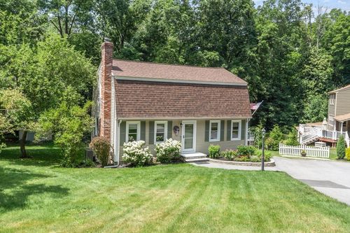 6 Abbot St, Westford, MA, 01886-2820 | Card Image