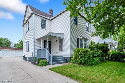 3328 W 125th St, Cleveland, OH, 44111-2639 | Card Image