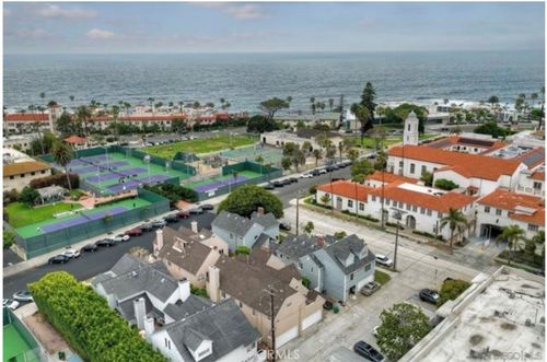 7635 Draper Ave, La Jolla, CA, 92037-4867 | Card Image