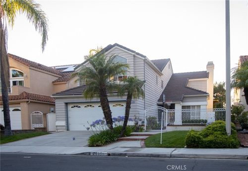 25051 Amberwood, Mission Viejo, CA, 92692 | Card Image