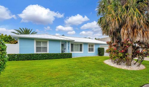 1131 Surf Rd, Riviera Beach, FL, 33404-3829 | Card Image