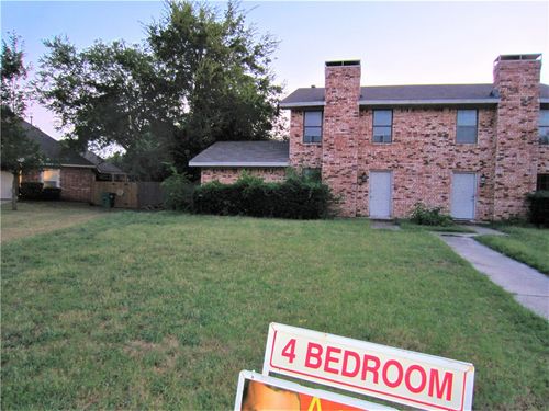 2308 Birchbrook Ct, Denton, TX, 76205-5444 | Card Image