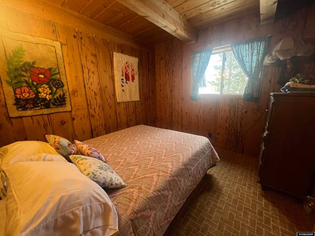 9706 9902 County Road 271, Home with 5 bedrooms, 3 bathrooms and null parking in Robertson WY | Image 15