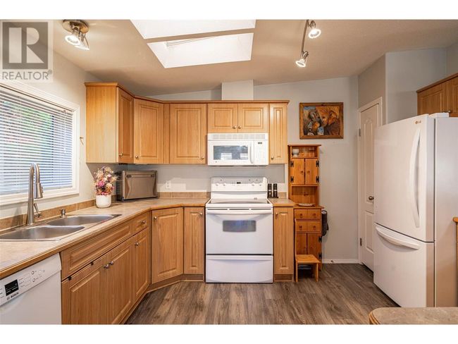 13 - 6688 Tronson Rd, House other with 3 bedrooms, 2 bathrooms and 1 parking in Vernon BC | Image 12
