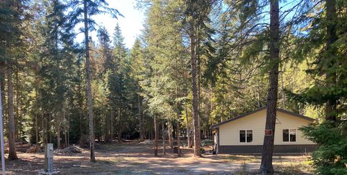 492 Center Dr, Troy, MT, 59935-9757 | Card Image