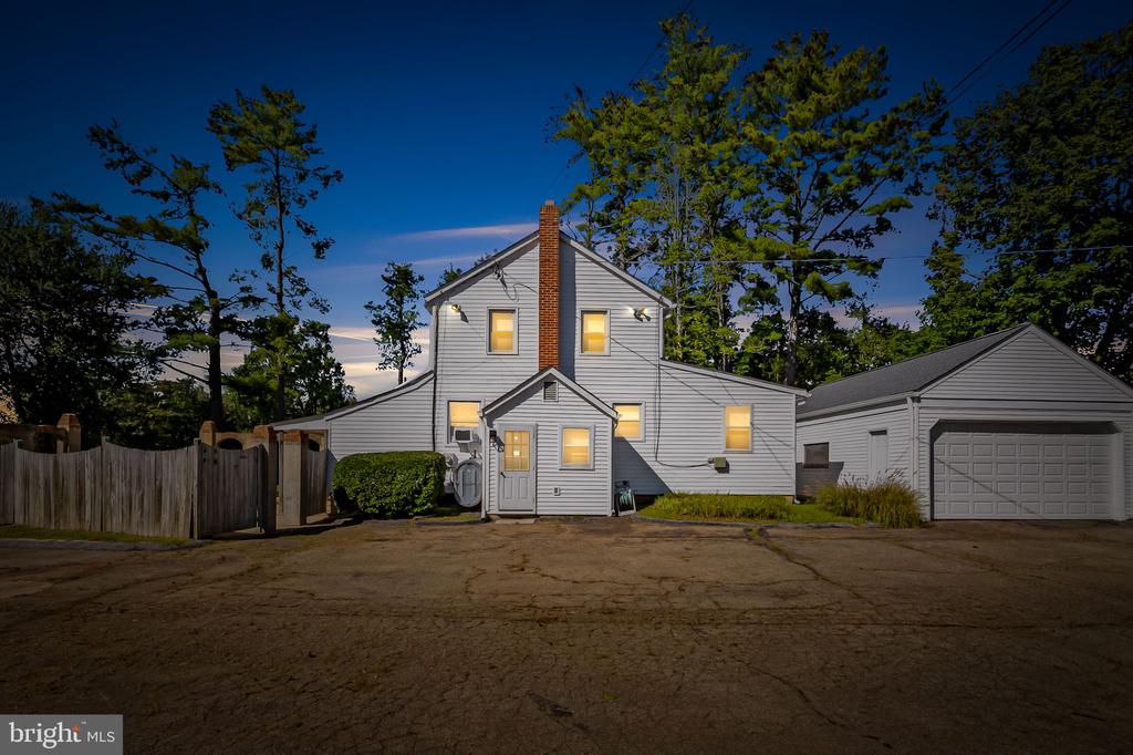 Residential in DAVIDSONVILLE