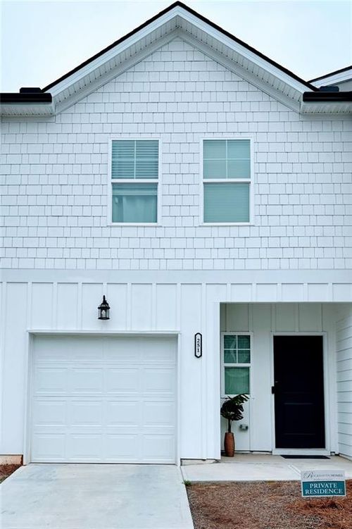 251 Regent Park, Hoschton, GA, 30548-2346 | Card Image