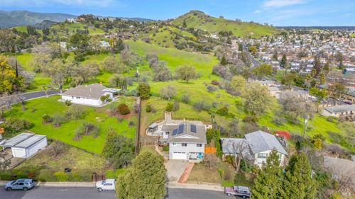 757 Wesley Avenue, Vacaville, CA, 95688 | Card Image