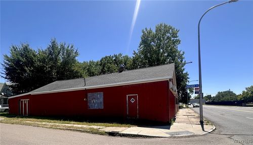 1572 Seneca St, Buffalo, NY, 14210-1721 | Card Image
