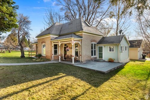 389 N 100 E, Spring City, UT, 84662-7663 | Card Image