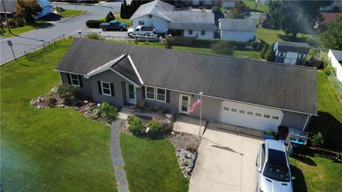 646 Lehigh Gap St, Walnutport, PA, 18088-1322 | Card Image