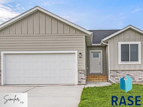 5808 W Cushman St Street, Sioux Falls, SD, 57107 | Card Image