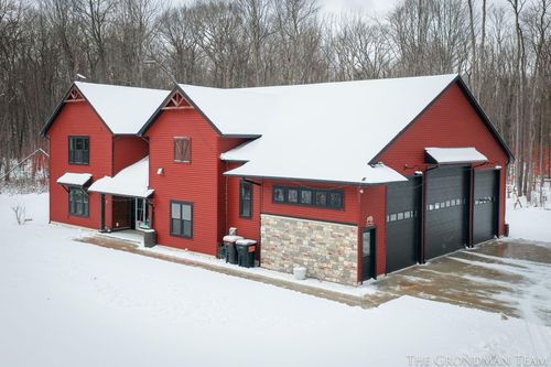 10711 Stump St, Grand Haven, MI, 49417-9734 | Card Image