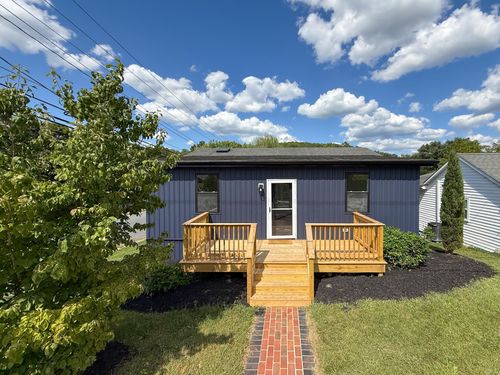 1401 B St, Waynesboro, VA, 22980-3111 | Card Image