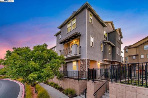 7018 Stags Leap Ln, Dublin, CA, 94568-4733 | Card Image