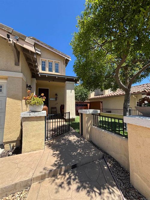 2495 Mackenzie Creek Road, Chula Vista, CA, 91914 | Card Image
