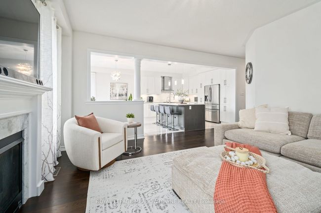 121 Upper Canada Crt, House other with 4 bedrooms, 4 bathrooms and 4 parking in Georgetown ON | Image 20